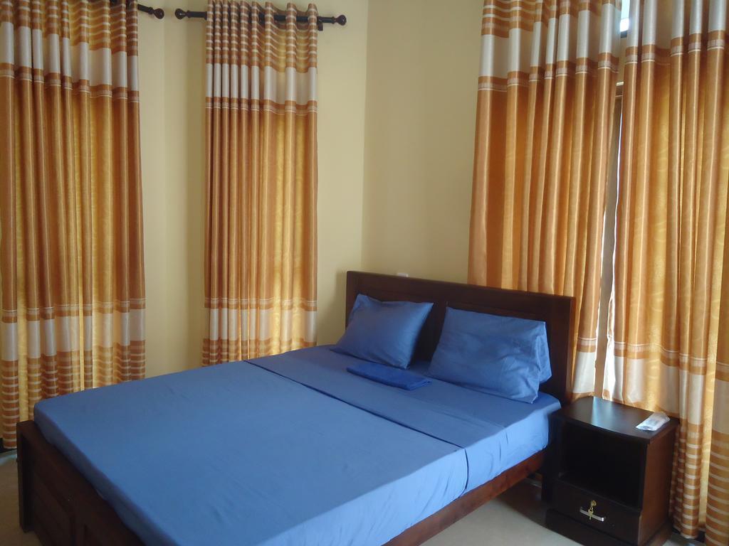 Amawin Resort Hambantota Exterior photo